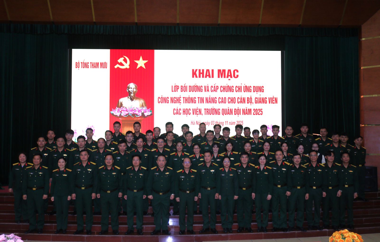 TRƯỜNG CAO ĐẲNG HẬU CẦN 1 KHAI MẠC  LỚP BỒI DƯỠNG, CẤP CHỨNG CHỈ ỨNG DỤNG CÔNG NGHỆ THÔNG TIN NÂNG CAO NĂM 2025